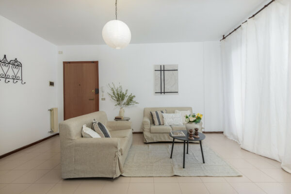 Fotografo immobiliare, interno sala